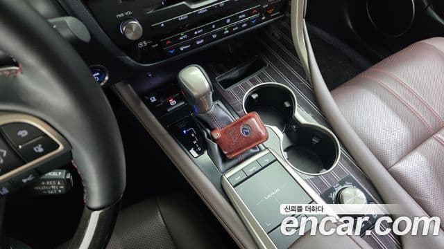Lexus RX450h 2022 — ფოტო 11/20