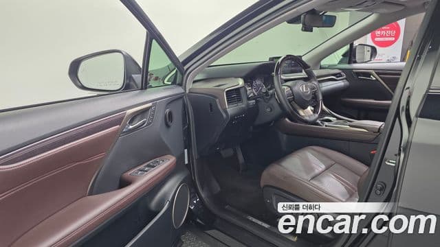 Lexus RX450h 2022 — ფოტო 17/20