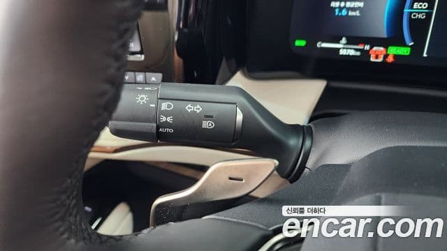 Lexus LM 2025 — Photo 10/34