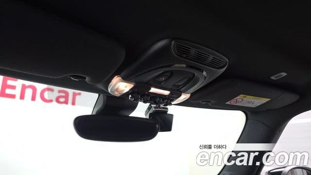 Mini Cooper Electric 2023 — ფოტო 12/30