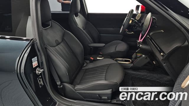 Mini Cooper Electric 2026 — Şəkil 3/30