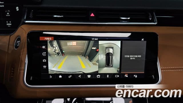 Land Rover Range Rover Velar 2018 — Фото 12/20
