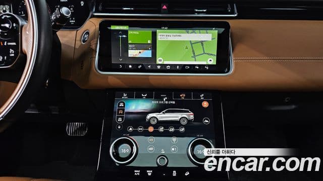 Land Rover Range Rover Velar 2018 — Şəkil 35/39