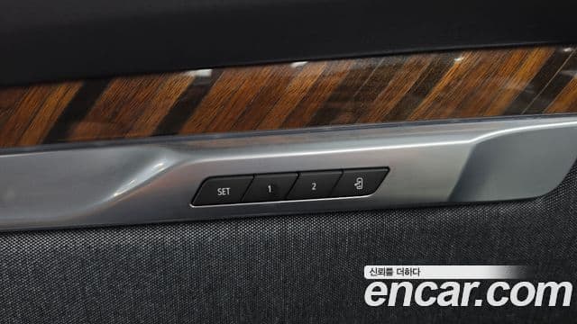 Cadillac Escalade 2026 — Photo 24/40