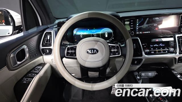 Kia Sorento 2021 — Фото 13/20