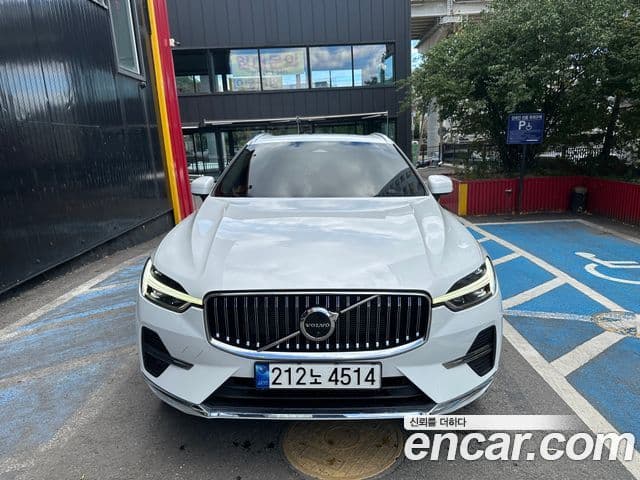 Volvo XC60 2023 — Şəkil 5/15