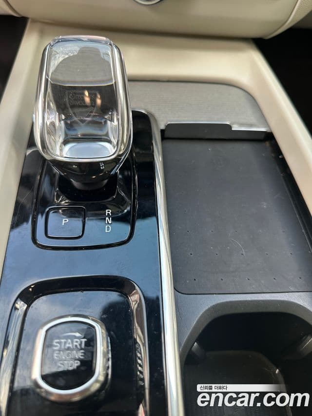 Volvo XC60 2023 — Şəkil 6/15
