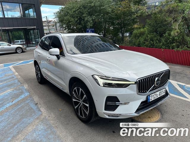 Volvo XC60 2023 — Şəkil 1/15