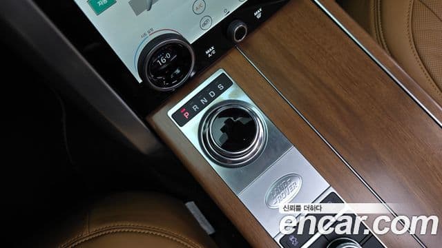 Land Rover Range Rover 2020 — Фото 9/20