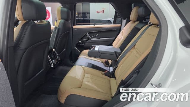Land Rover Range Rover Sport 2026 — Photo 16/20
