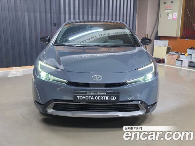 Toyota Prius 2025 — Photo 18/20