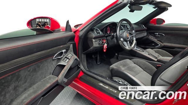 Porsche 718 Boxster 2018 — Photo 1/30