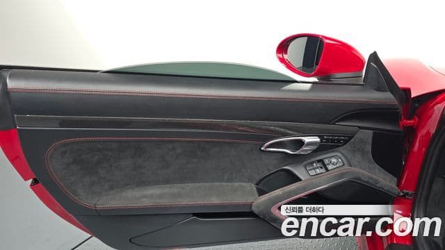 Porsche 718 Boxster 2018 — Photo 29/30