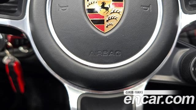 Porsche 718 Boxster 2018 — Photo 3/30