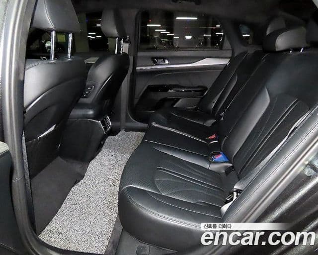 Kia K5 2024 — ფოტო 8/20