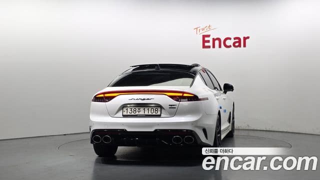 Kia Stinger 2020 — Фото 4/20