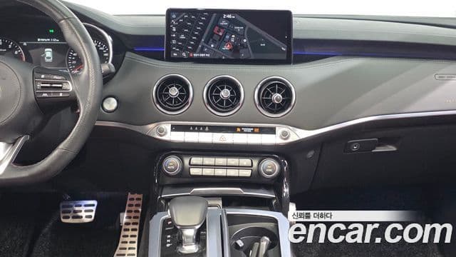 Kia Stinger 2020 — Фото 14/20