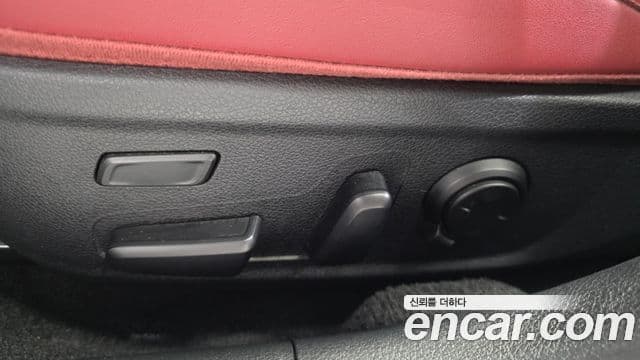 Kia Stinger Meister 2020 — ფოტო 29/40