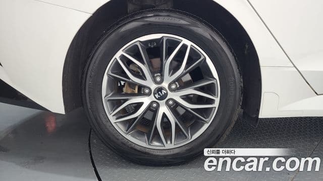 Kia K5 2020 — Фото 5/20