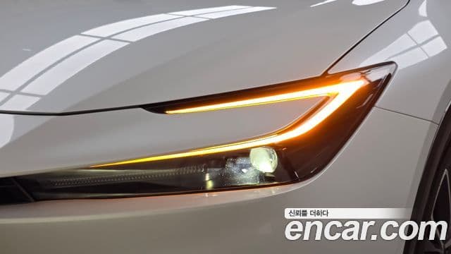 Toyota Prius 2024 — Photo 25/30