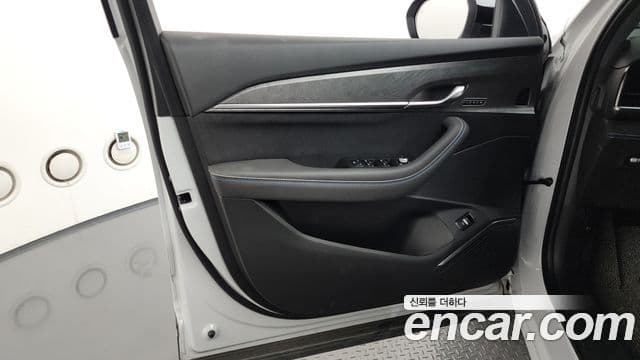 Renault Samsung Grand Koleos 2025 — Photo 32/35