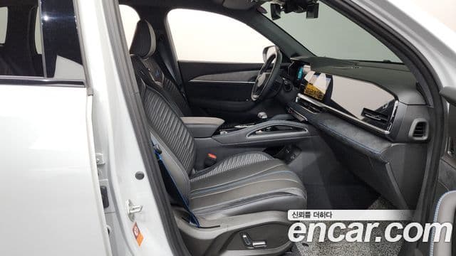 Renault Samsung Grand Koleos 2025 — Photo 34/35
