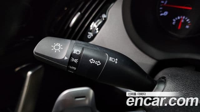 Kia Stinger 2018 — ფოტო 3/20