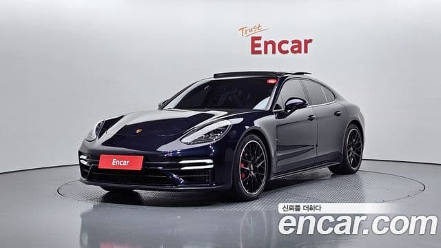 Porsche Panamera 2022 — Photo 5/20