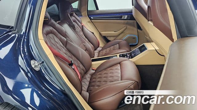 Porsche Panamera 2022 — Photo 14/20