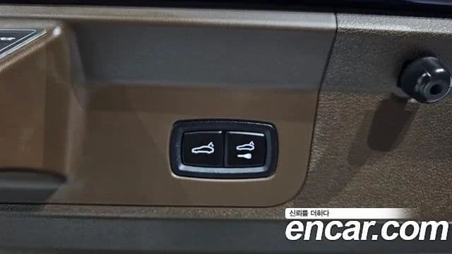 Porsche Panamera 2022 — Photo 18/20