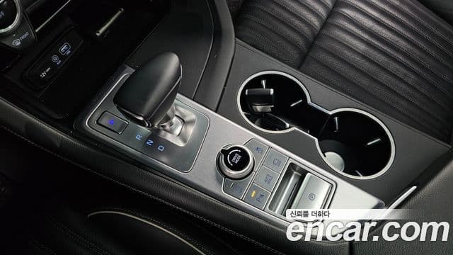 Genesis G70 2019 — ფოტო 9/20