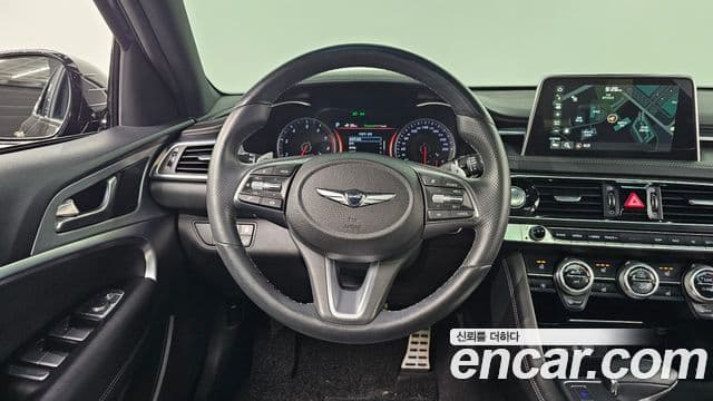 Genesis G70 2019 — ფოტო 13/20