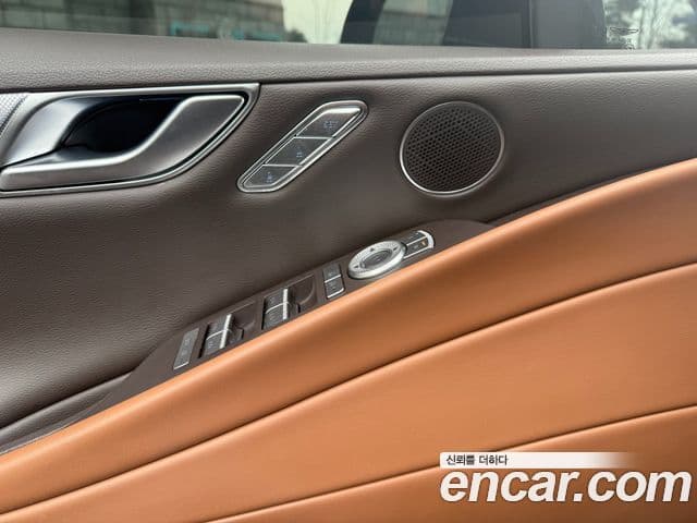 Genesis Electrified G80 2023 — Şəkil 16/20