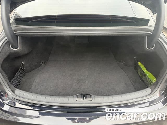Genesis Electrified G80 2023 — Şəkil 18/20
