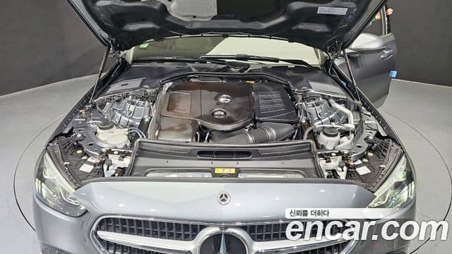 Mercedes-Benz C-Class 2023 — Şəkil 19/20