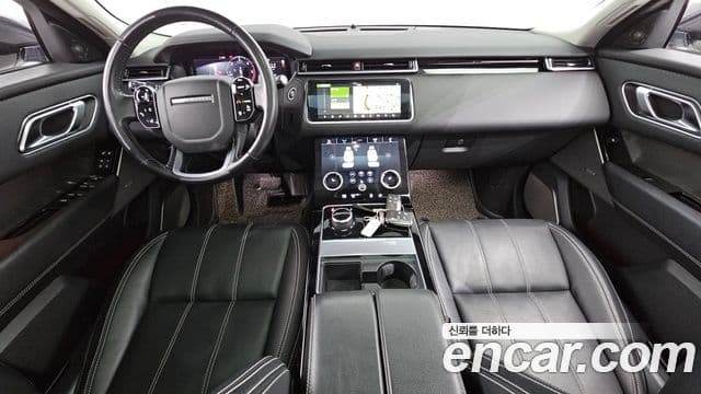 Land Rover Range Rover Velar 2019 — ფოტო 7/20