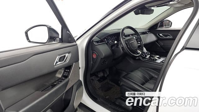 Land Rover Range Rover Velar 2019 — ფოტო 10/20