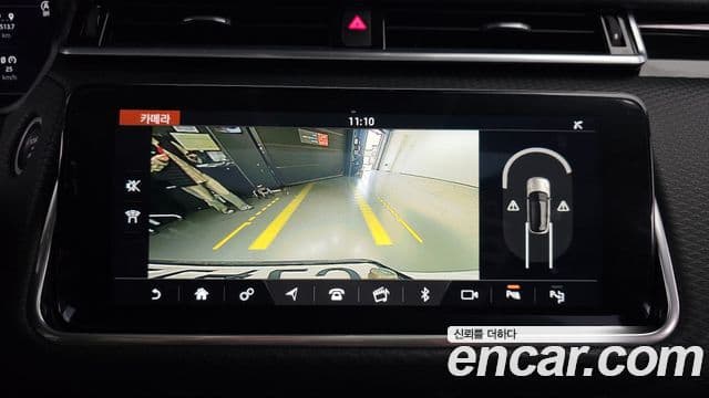 Land Rover Range Rover Velar 2019 — ფოტო 16/20