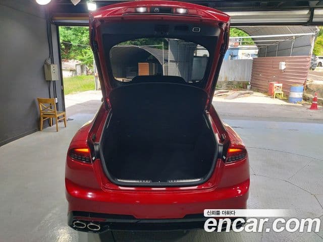 Kia Stinger 2021 — Şəkil 8/20