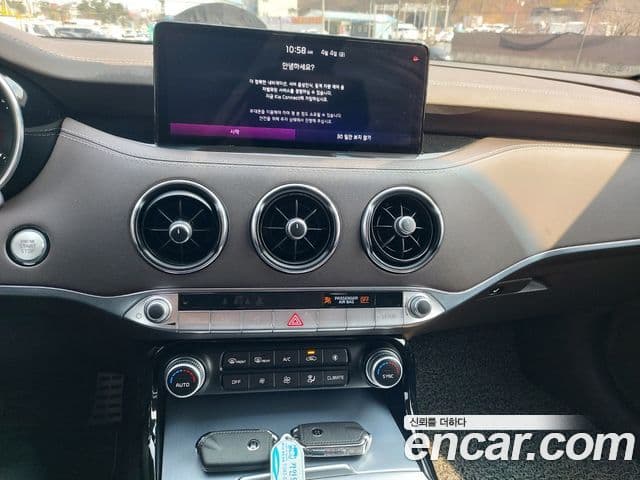 Kia Stinger 2021 — Şəkil 12/20