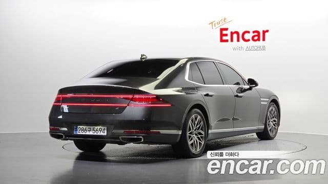 Genesis G90 2022 — ფოტო 2/20