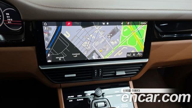 Porsche Cayenne 2019 — Şəkil 14/20