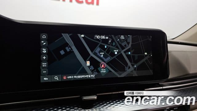 Kia Carnival 2021 — ფოტო 14/20