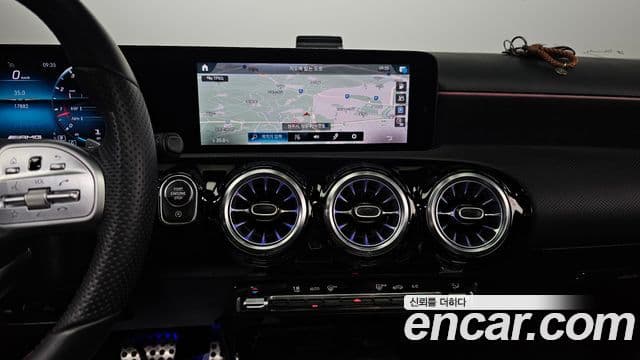 Mercedes-Benz A-Class 2021 — Şəkil 17/20