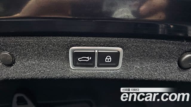 Hyundai Grandeur 2023 — ფოტო 20/20