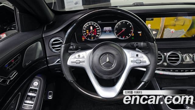 Mercedes-Benz S-Class 2019 — ფოტო 15/20