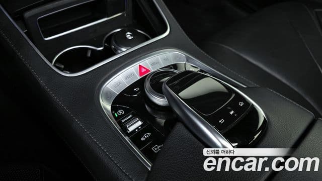 Mercedes-Benz S-Class 2019 — ფოტო 17/20
