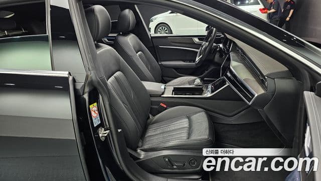 Audi A7 2021 — Şəkil 11/20