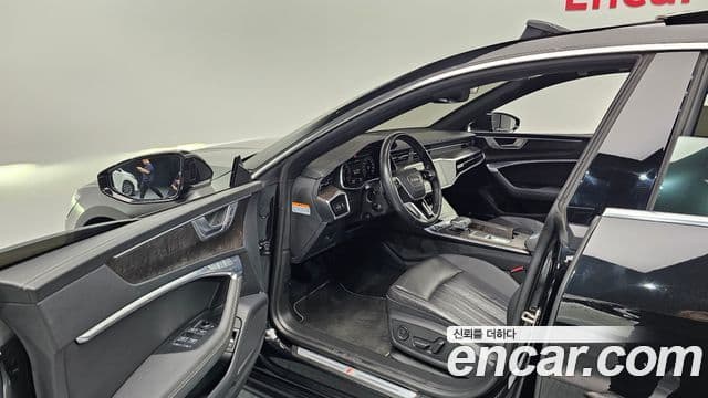 Audi A7 2021 — Şəkil 13/20