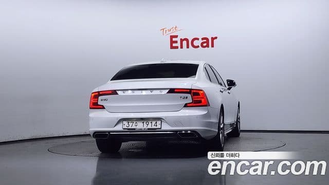 Volvo S90 2018 — Şəkil 3/20